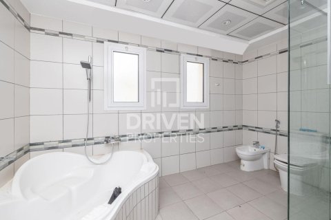 Villa de 6 dormitorios en Dubai, UAE No. 218420 17