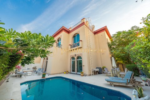 4 غرف نوم فيلا في فيلات, الإمارات العربية المتحدة رقم 129990
