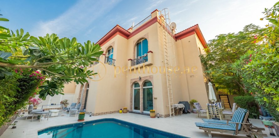 4 غرف نوم فيلا في فيلات, الإمارات العربية المتحدة رقم 129990