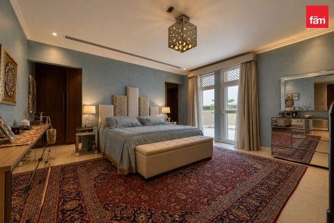 4 bedrooms Villa in Dubai, UAE No. 213433 5