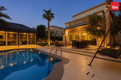 4 bedrooms Villa in Dubai, UAE No. 213433 4