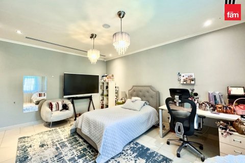 4 bedrooms Villa in Dubai, UAE No. 213433 8