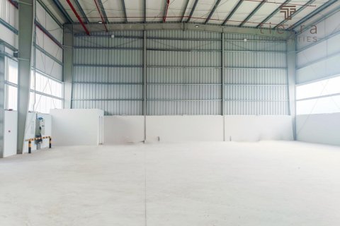 473.8m² Warehouse in Dubai, UAE No. 47613 5