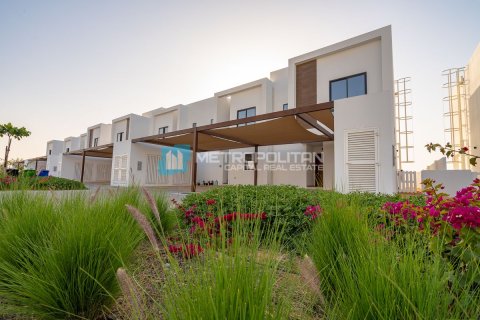 Townhouse de 3 chambres à Al Ghadeer, UAE No. 119352 4
