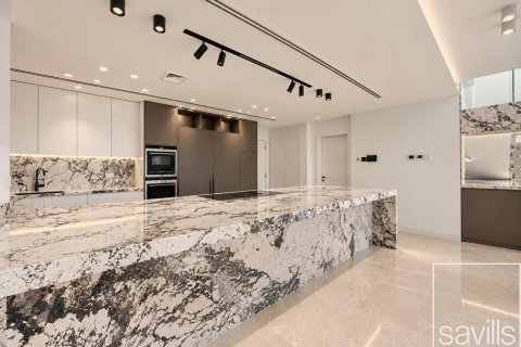 Вилла с 4 спальнями в Jumeirah Islands, ОАЭ №213998 21