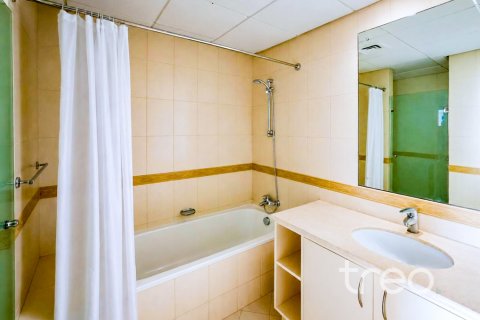 Appartement de 3 chambres à Motor City, UAE No. 203947 7