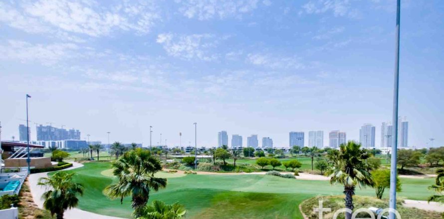 Townhouse de 6 dormitorios en Silver Springs, UAE No. 225024