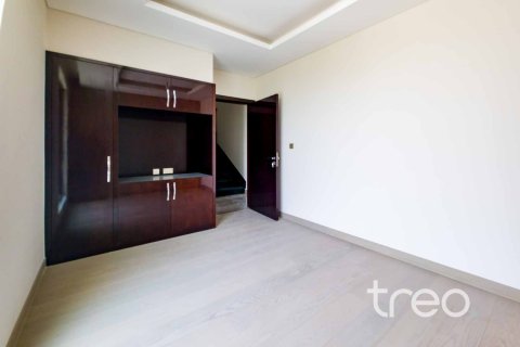 Townhouse de 6 dormitorios en Silver Springs, UAE No. 225024 8