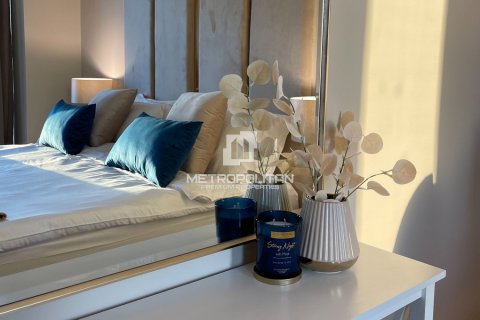 Apartment de 3 dormitorios en Burj Vista, UAE No. 78004 16