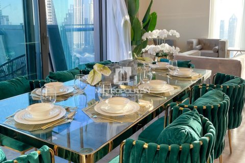 Apartment de 3 dormitorios en Burj Vista, UAE No. 78004 4