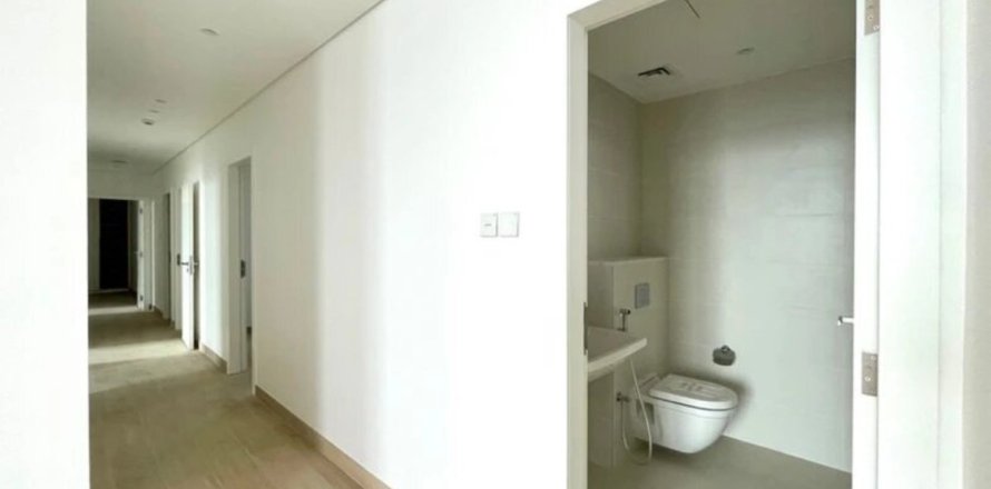 Квартира с 1 спальней в Дубай, ОАЭ №95692