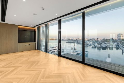 6 غرفة نوم فيلا في Jumeirah 3, الإمارات العربية المتحدة رقم 214195 19