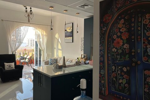 Apartment de 2 dormitorios en Jumeirah Village Circle, UAE No. 221569 9