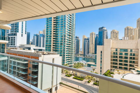 Apartment de 2 dormitorios en Dubai Marina, UAE No. 221652 4