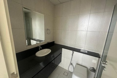 Квартира с 3 спальнями в Джумейра Вилладж Серкл, ОАЭ №167852 19