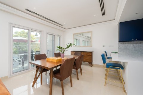 Townhouse de 3 dormitorios en Jumeirah Village Circle, UAE No. 202384 5