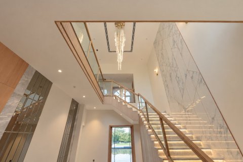 Villa de 5 dormitorios en Jumeirah Golf Estates, UAE No. 223351 6