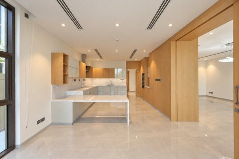 Villa de 5 dormitorios en Jumeirah Golf Estates, UAE No. 223351 12