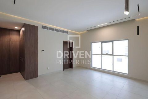 4 bedrooms Villa in Jumeirah, UAE No. 212758 5