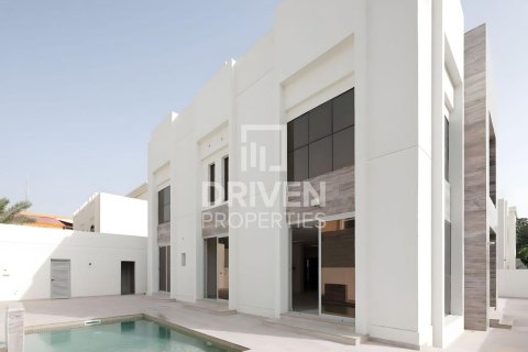 4 bedrooms Villa in Jumeirah, UAE No. 212758 18