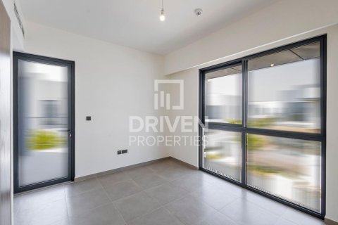 Townhouse de 4 dormitorios en The Valley, UAE No. 202867 5