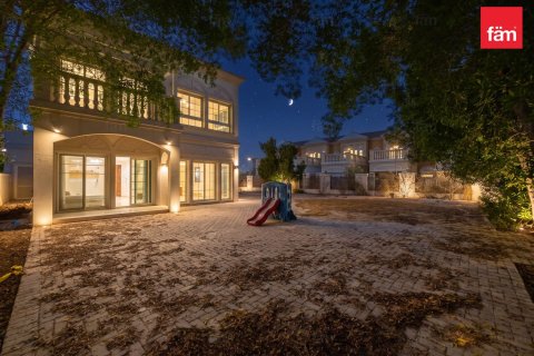 Villa de 2 chambres à Dubai, UAE No. 220162 26