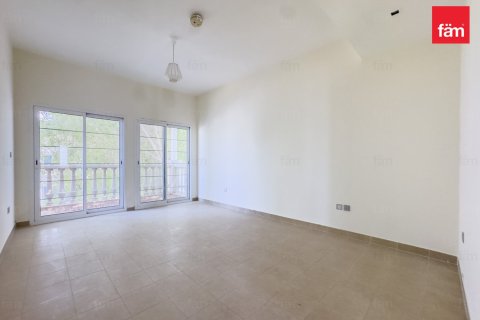Villa de 2 chambres à Dubai, UAE No. 220162 10