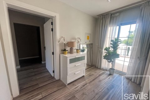 Вилла с 3 спальнями в Jumeirah Village Triangle, ОАЭ №214046 9