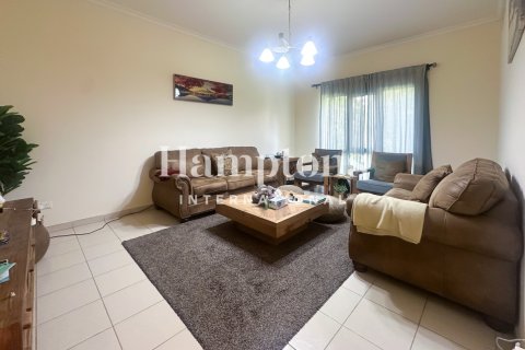 Villa de 5 chambres à Meadows 1, UAE No. 161597 16