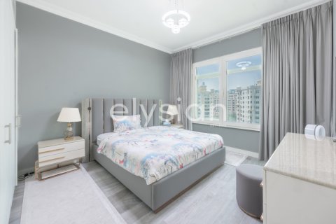 Appartement de 3 chambres à Shoreline Apartments, UAE No. 64923 7