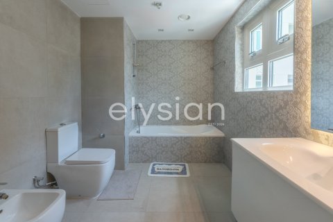 Appartement de 3 chambres à Shoreline Apartments, UAE No. 64923 6
