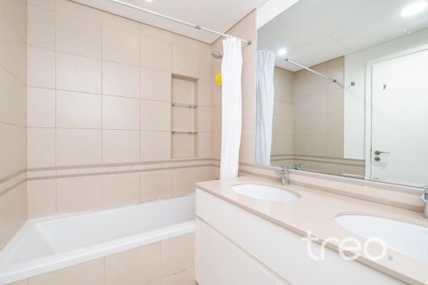 2 bedrooms Apartment in Town Square, UAE No. 222743 5