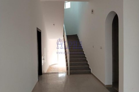 5 bedrooms Villa in Al Riffa, UAE No. 165663 21