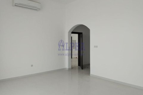 5 bedrooms Villa in Al Riffa, UAE No. 165664 11