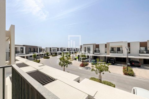 3 bedrooms Villa in EMAAR South, UAE No. 192526