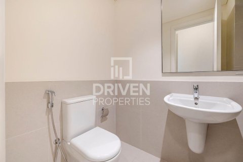 3 bedrooms Villa in EMAAR South, UAE No. 192526 11