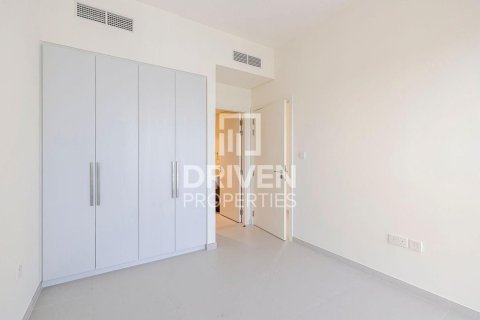 3 bedrooms Villa in EMAAR South, UAE No. 192526 14