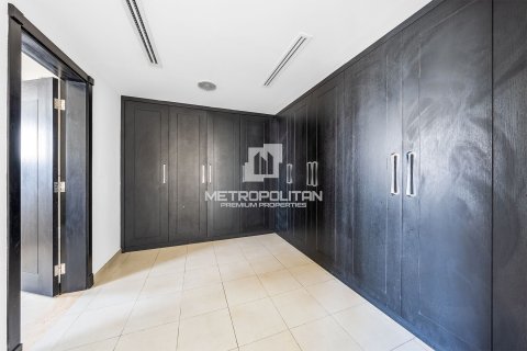 Villa de 4 chambres à North Village, UAE No. 129074 13