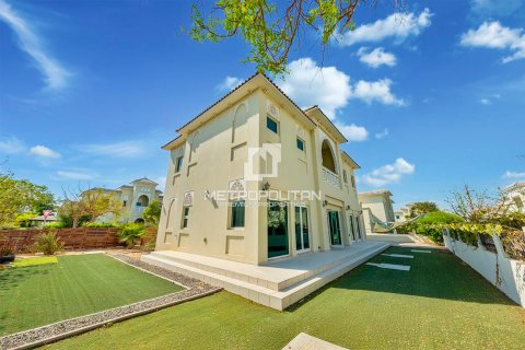 Villa de 4 chambres à North Village, UAE No. 129074 3