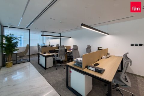 156.1m² Office in Dubai, UAE No. 186259 6