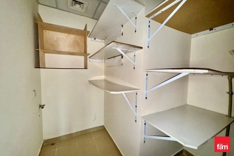 2 bedrooms Apartment in Business Bay, UAE No. 141256 8