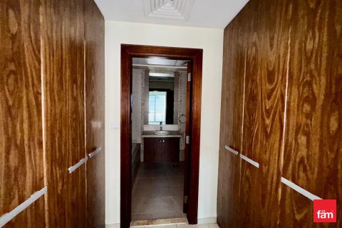 2 bedrooms Apartment in Business Bay, UAE No. 141256 5