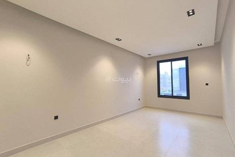 Квартира с 4 спальнями в Эр-Рияд, Саудовская Аравия №60289 3