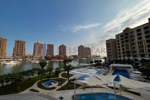 2 bedrooms Apartment in Doha, Qatar No. 58274 19