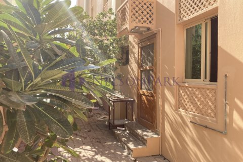 4 غرف نوم فيلا في الدوحة, Qatar رقم 58250 8