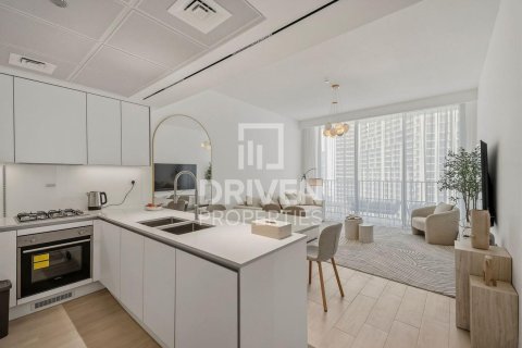 Квартира с 3 спальнями в Джумейра Вилладж Серкл, ОАЭ №202786