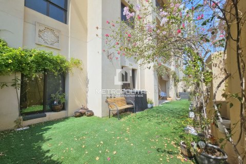 Appartement de 2 chambres à Old Town, UAE No. 128162