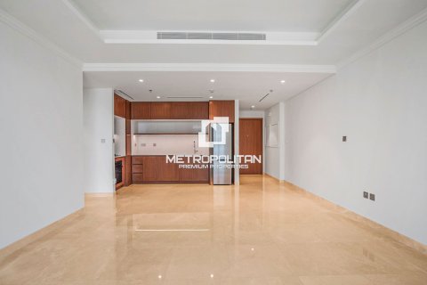 Appartement de 1 chambre à EMAAR Beachfront, UAE No. 128165