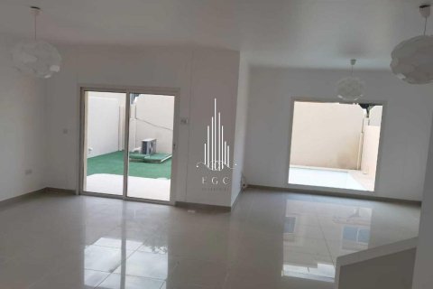 Villa de 5 chambres à Al Reef, UAE No. 34731 3
