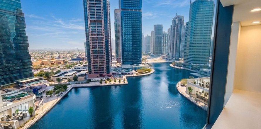 115.9m² Office in Dubai, UAE No. 198401